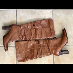 Beautiful Kenneth Cole Studded Knee Hi Boots ❤️❤️